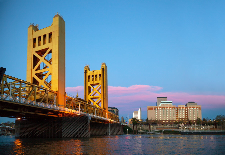 Golden Gates Drawbridge in Sacramento.